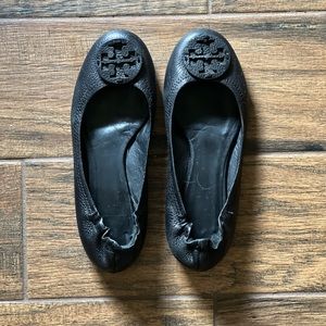 Bet on Black! Tory Burch Travel Ballet Flats 8m